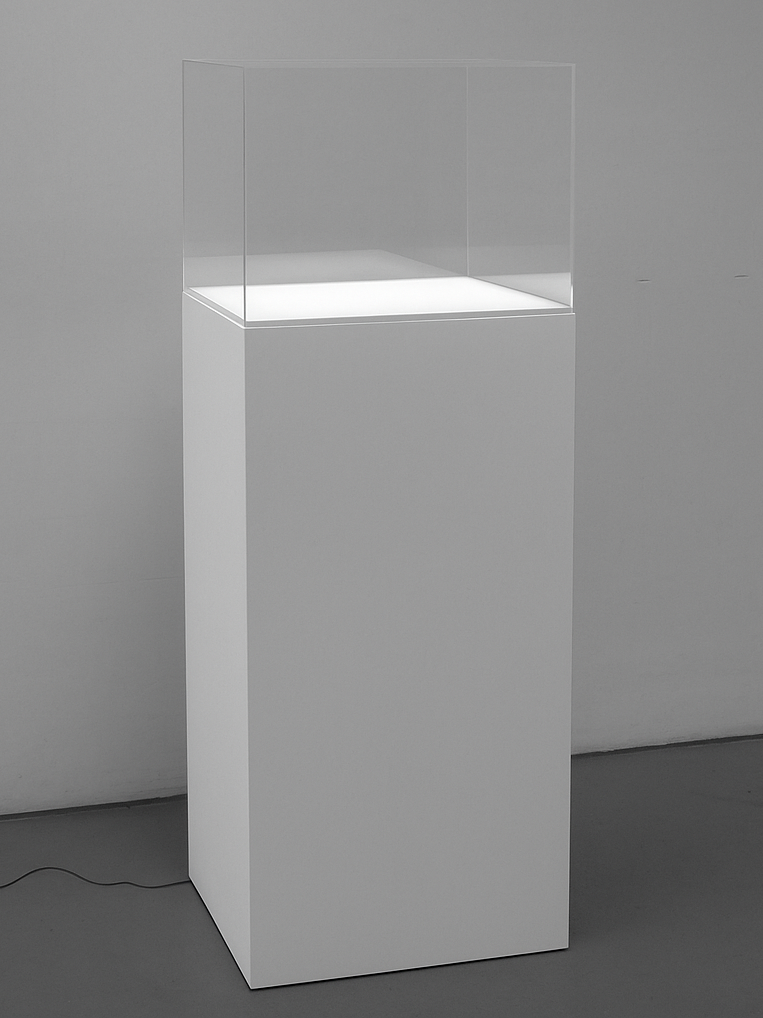 totem con illuminazione per fiera